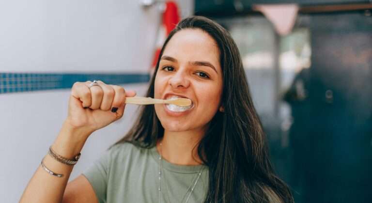 ¿Cómo escoger la mejor crema dental?